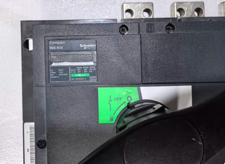 Schneider Load Switch iNS800 1000 1250 1600A 31330 31362 31334 31336